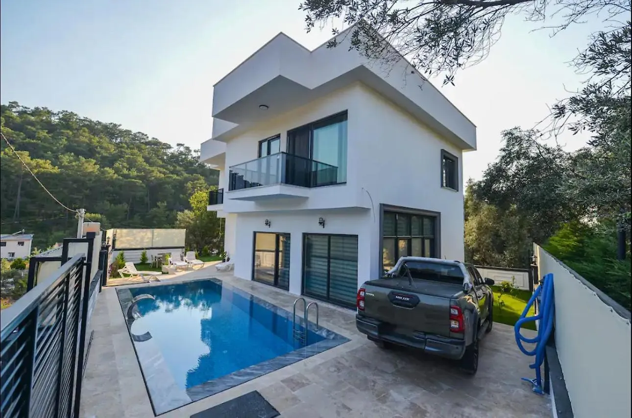Luxury Villa With Pool Dalaman